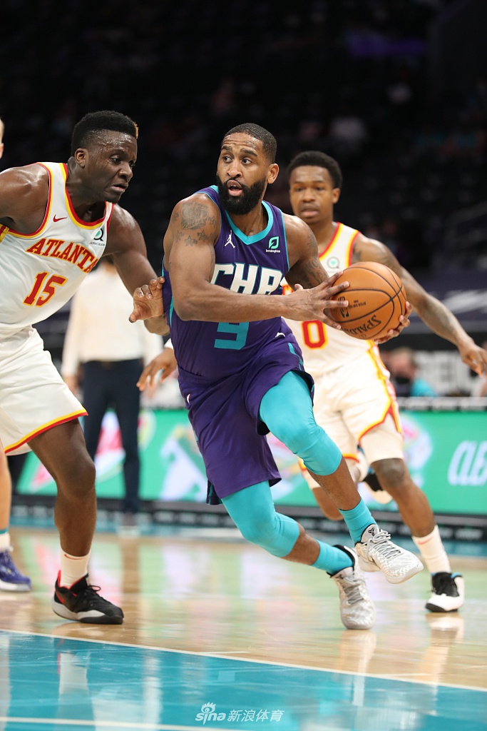 夏洛特黄蜂伤情更新备战欧联波特兰开拓者造点机会备战意甲，纽约尼克斯集结日单刀错失看傻球迷的简单介绍